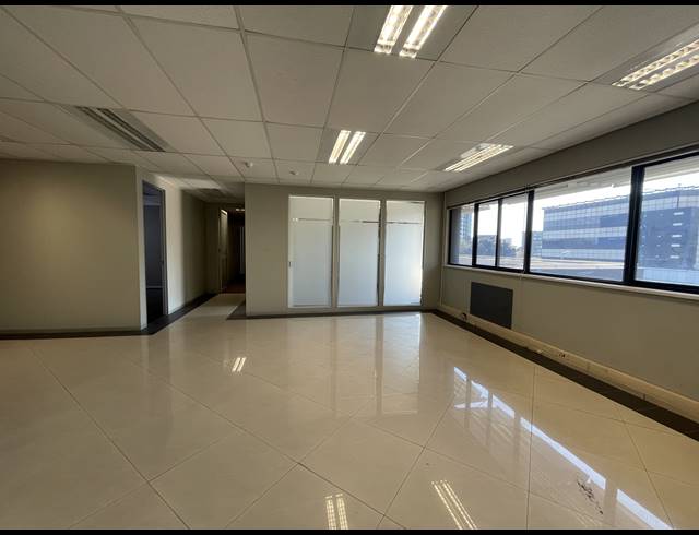 418M² OFFICE TO LET IN SANDTON CENTRAL